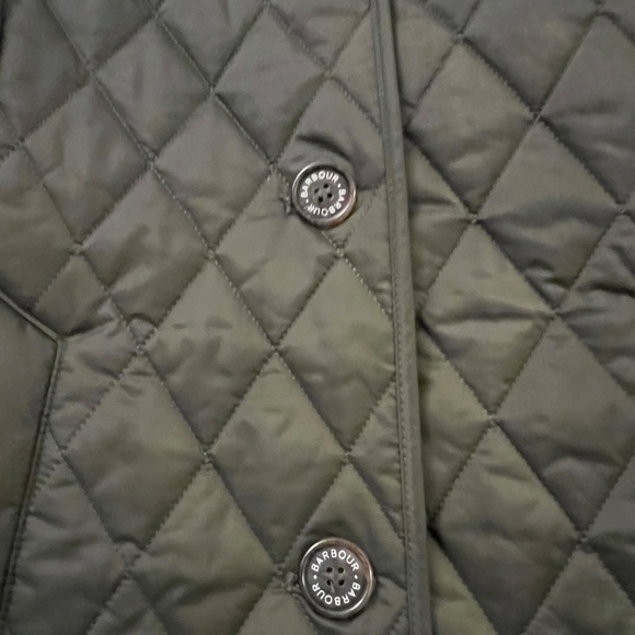 Barbour Quilted Jacket in Dark Green - Picture 6 of 6